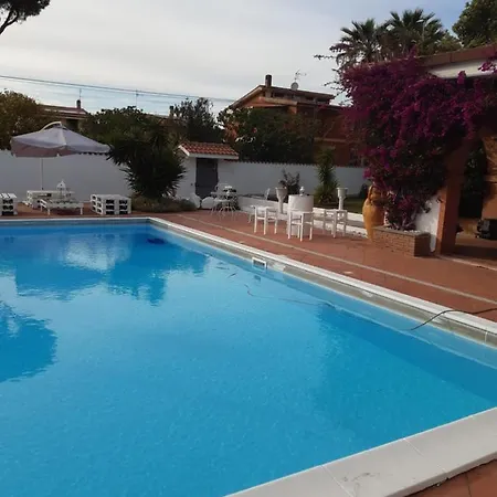 Giovanni Bed & Breakfast 2*