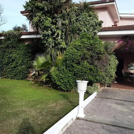 Giovanni Bed & Breakfast 3*