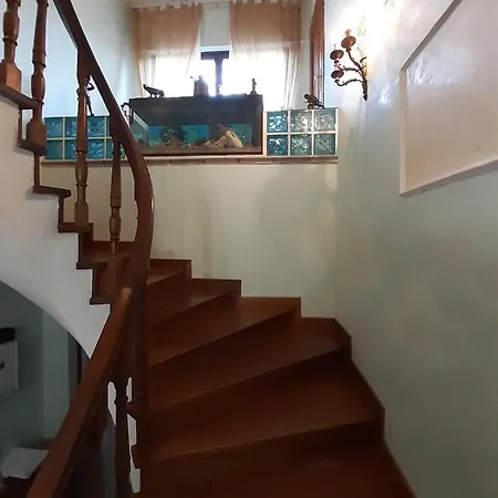 Giovanni Bed and Breakfast 2*