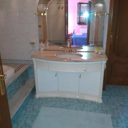 Giovanni Bed & Breakfast 2*