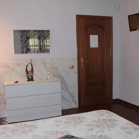 Giovanni Bed & Breakfast 2*